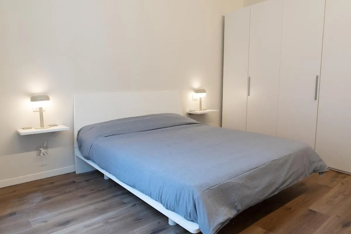 Arnaldo Design Apartment Brescia Italy