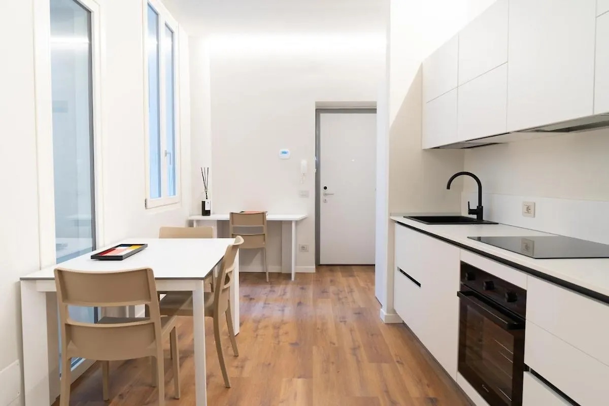 Arnaldo Design Apartment Brescia