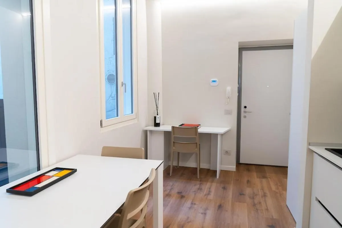 Arnaldo Design Apartment Brescia Italy